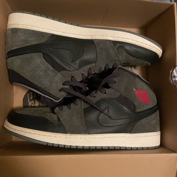 Jordan 1 retro - Picture 2 of 8